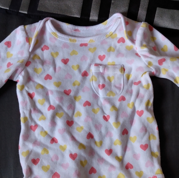 Outfit - Picture 3 of 4